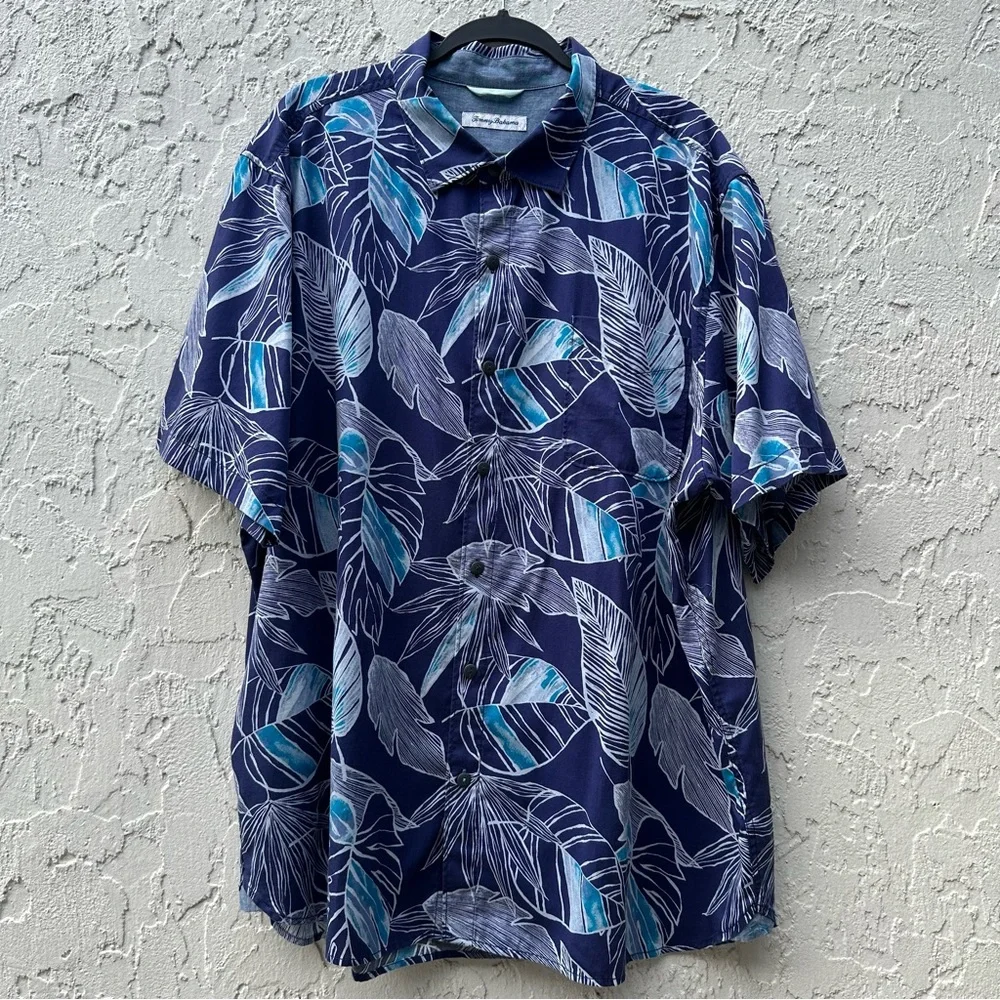 TOMMY BAHAMA Shirt Mens Size XXL Camp Button Down Leaf Print Hawaiian